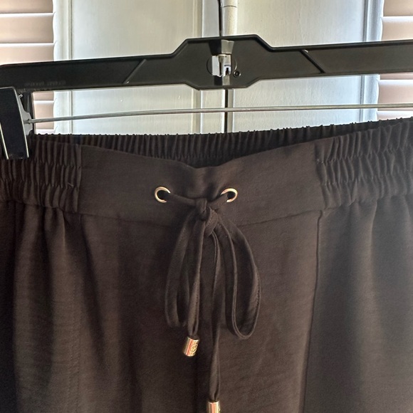 MICHAEL KORS Womens Black Wide Leg Stretch Cropped Pants Pull on Plus Sz 1X NWT - Picture 9 of 9